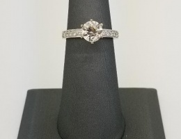 Custom Engagement Ring Design