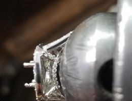Custom Engagement Ring Design